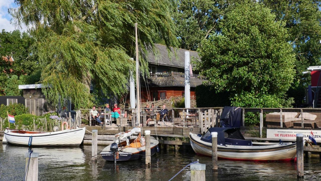 ElahuizenDe Fluessen Loftアパートメント エクステリア 写真